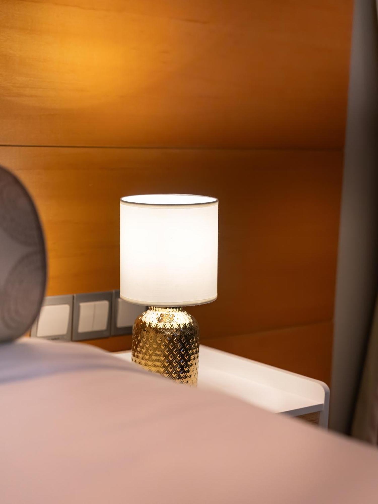 Address Dubai Mall Access Luxe Studio Apartment *